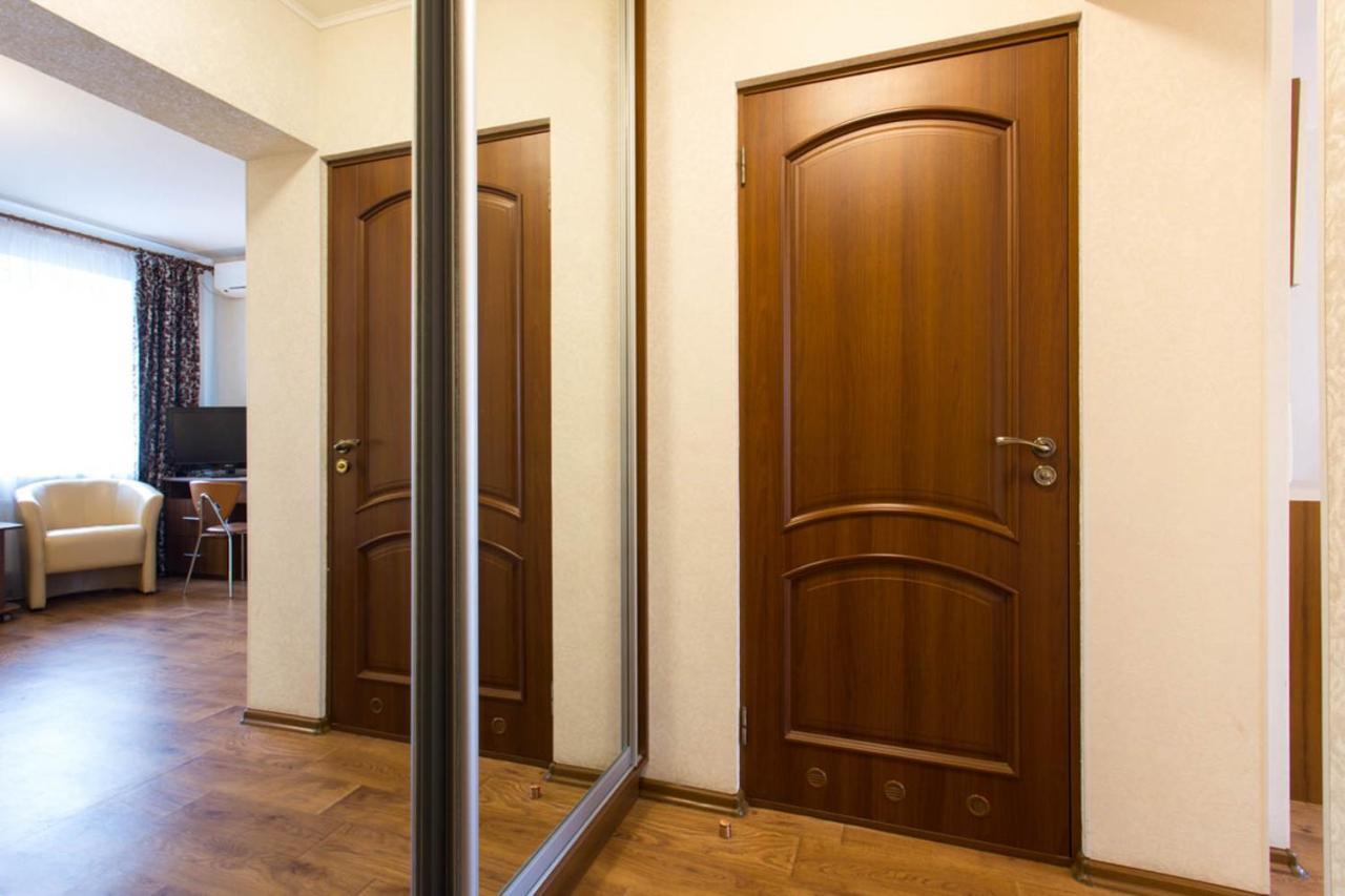 Excellent Studio Apartment In The Center - Kravtsova Lane 13B Harkov Kültér fotó